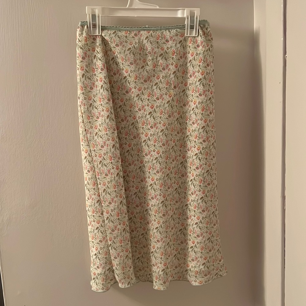 green and white floral skirt